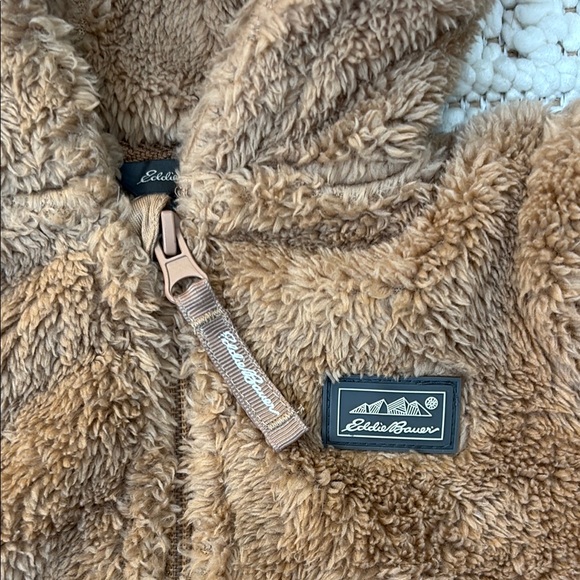 Eddie Bauer Quest Plush Jacket - Picture 2 of 8